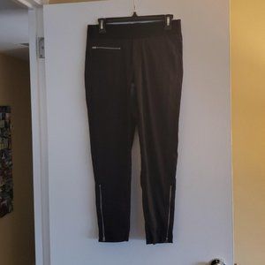 Athleta Trekkie pant - zip-leg - black - size 6